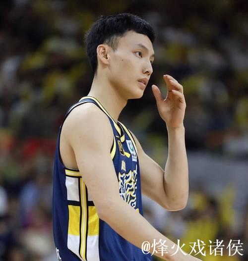 广东赛前迎来两个好消息！徐杰正式复出，崔永熙自宣康复进度